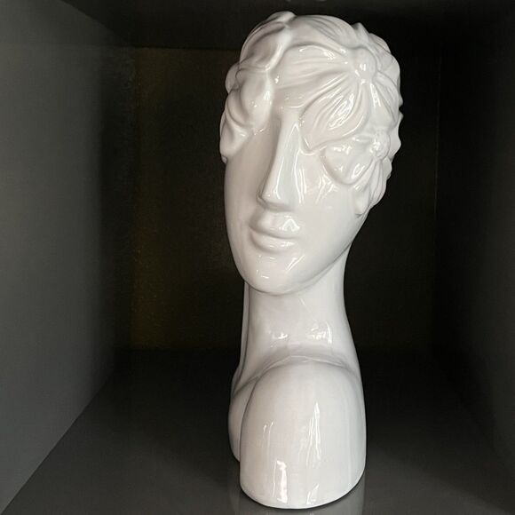 DAISY Head Face Ceramic Bust Figural Statue Figurine White Floral Etched Elegant - Picture 11 of 17